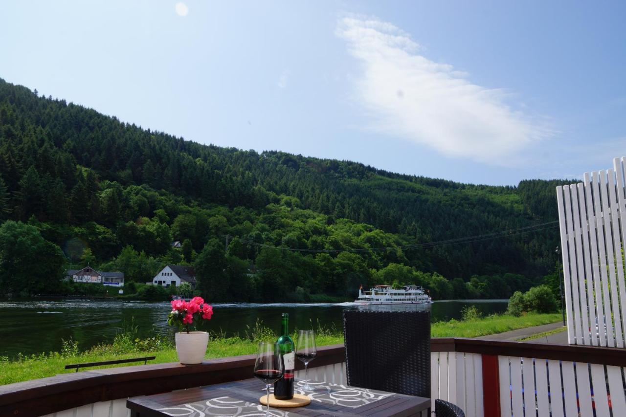 Altes Faehrhaus An Der Mosel Anno1633 Lägenhet Traben-Trarbach Exteriör bild
