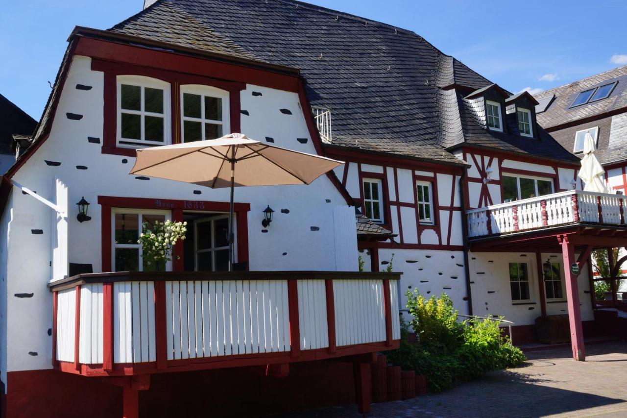Altes Faehrhaus An Der Mosel Anno1633 Lägenhet Traben-Trarbach Exteriör bild